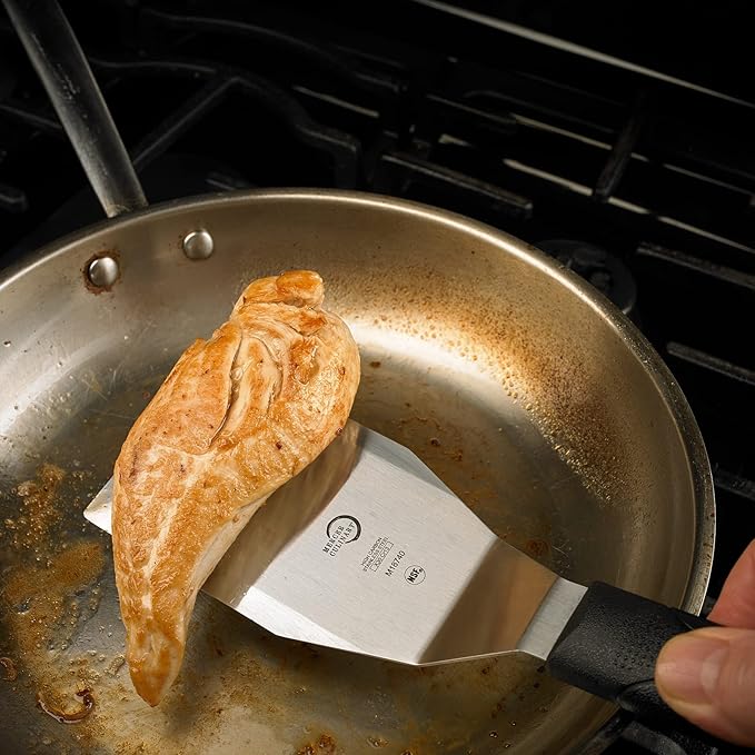 Mercer Culinary Millennia Heavy Duty Turner /Spatula, 5 Inch x 3 Inch Blade, Black Handle