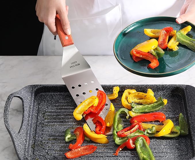 New Star Foodservice 43051 Wood Handle Flexible Grill Spatula Set, 14.5", Set of 2, Silver