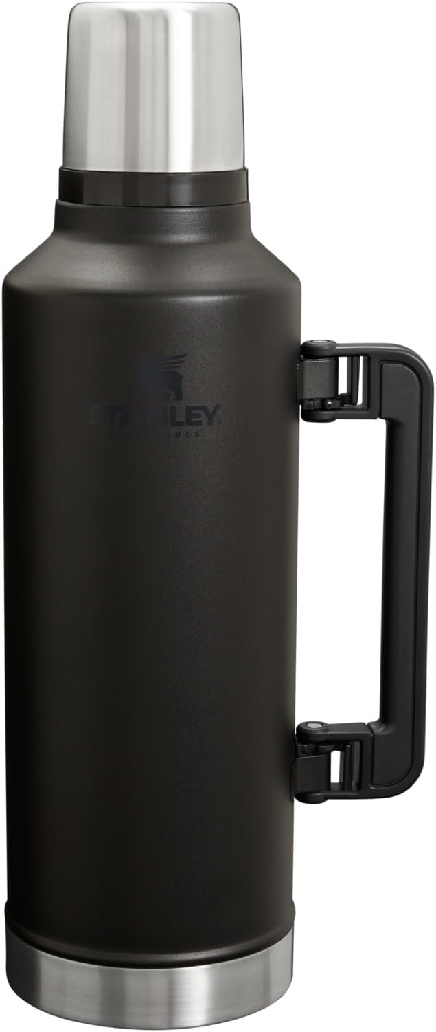 Stanley Classic Legendary Vacuum Bottle