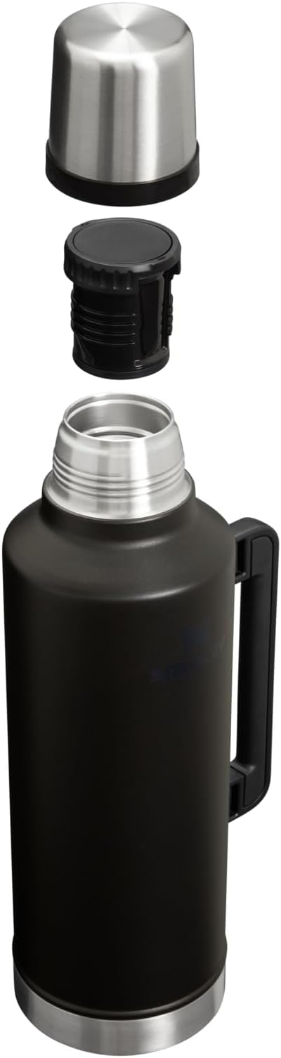 Stanley Classic Legendary Vacuum Bottle