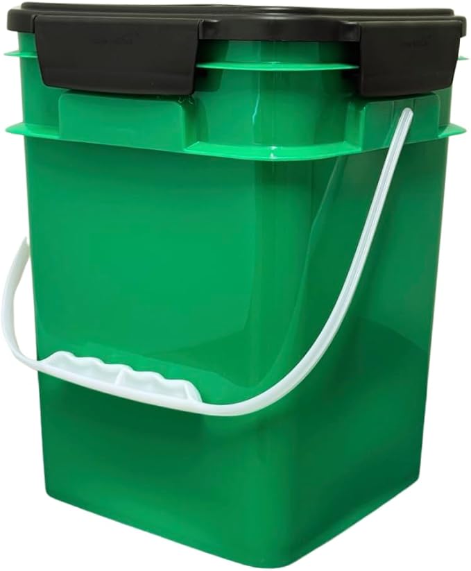 House Naturals 4 Gallon Square Food Grade Bucket Pail with Plastic Handles and Lid (Pack of 3) Made in USA containers (Green)