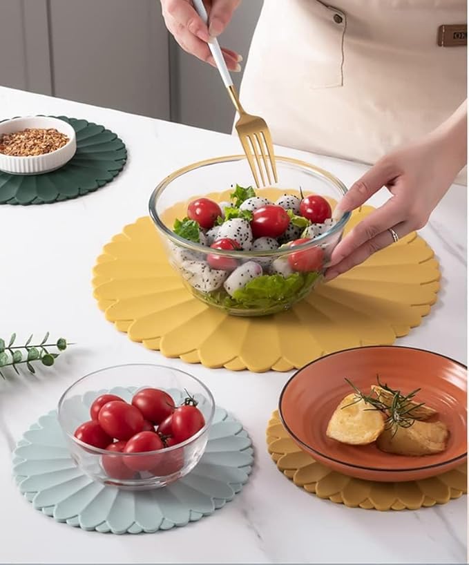 Heat-Resistant Silicone Trivet Mats, Non-Slip Hot Plate Holder for Kitchen Countertops & Dining Table, Reusable Pot Holder Pad with Secure Grip, Dishwasher Safe (Grey, Diameter: 18cm/7.09")