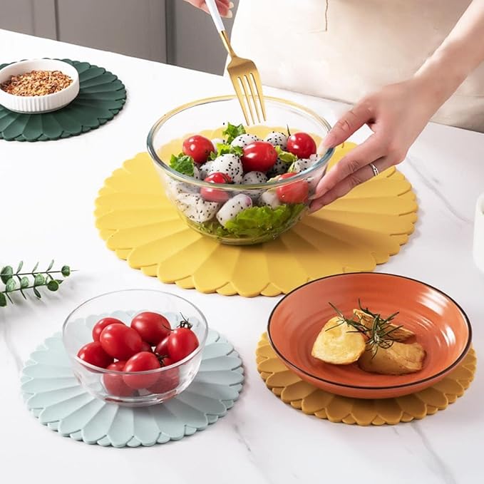 Heat-Resistant Silicone Trivet Mats, Non-Slip Hot Plate Holder for Kitchen Countertops & Dining Table, Reusable Pot Holder Pad with Secure Grip, Dishwasher Safe (Sea Sky Blue, Diameter: 18cm/7.09")