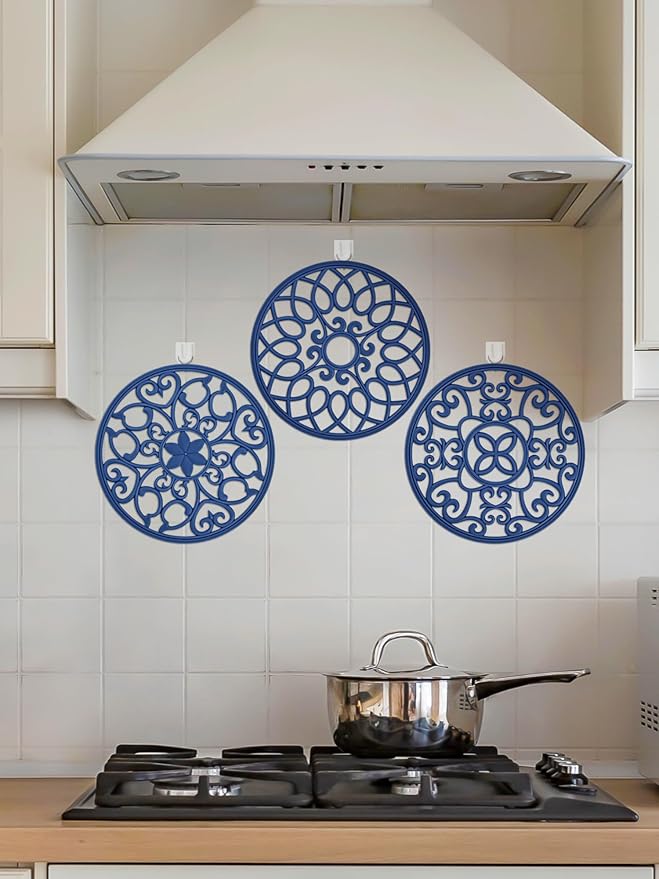 SMARTAKE 3 Set Silicone Trivet Mats, Multi-Use Carved Trivet Mat, Insulated Non-Slip Durable Kitchen Mats, Flexible Modern Kitchen Table Mat, for Hot Dishes, Pots, Dining Countertop, Navy Blue