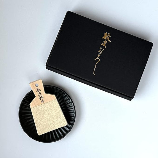 Japanese Traditional Grater for Wasabi and Ginger with Minoyaki Plate Made in Japan (with Minoyaki small plate, Black plate & Grater small size)
