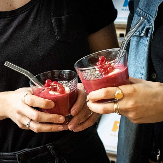 Halm Glass Straws – 6x Short 6 Inch bent Reusable Drinking Straws + Plastic-Free Cleaning Brush - Dishwasher Safe - Eco-Friendly - Perfect for Smoothies, Cocktails - Made in Germany
