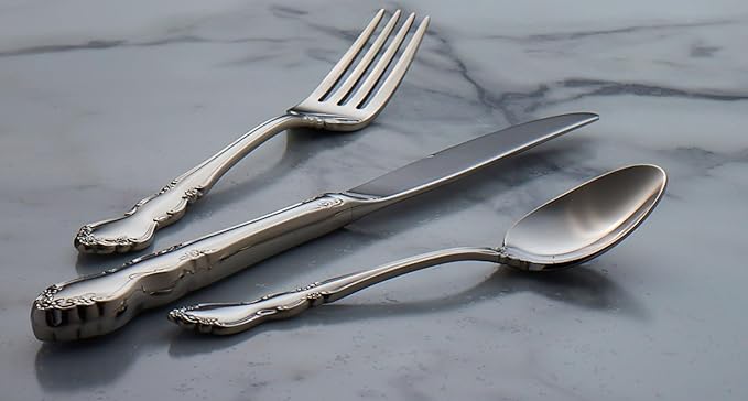 Oneida Silverware Set For 8, Dover 45-Piece Fine Flatware Set with Serving Utensils, Service For 8, 18/10 Stainless Steel, Ornate Pattern, Dishwasher Safe, Knives Spoons & Forks Set (Silver 45 Pieces)
