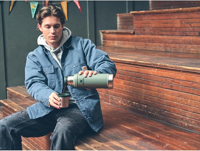 Stanley Classic Legendary Vacuum Bottle