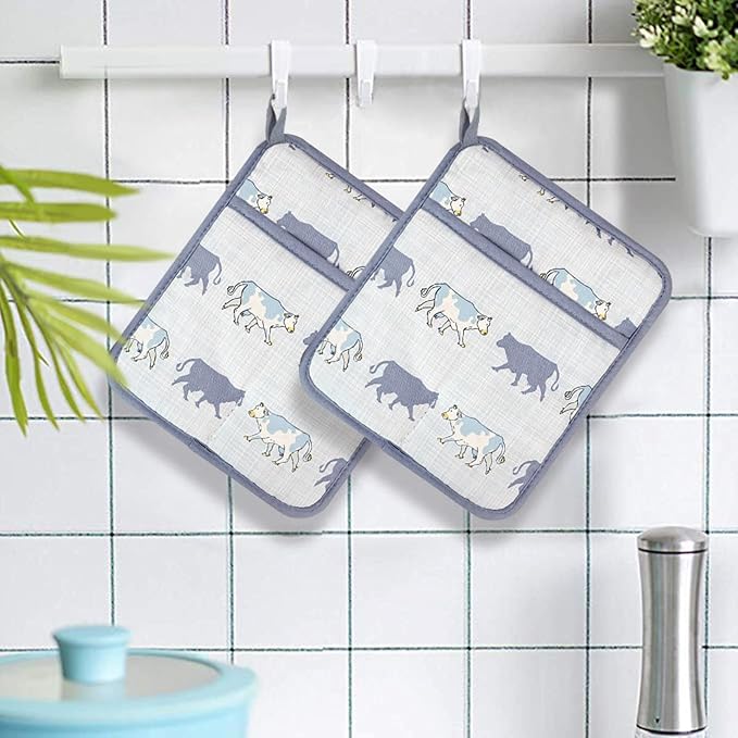 Pot Holders Set of 2 Heat Resistant 480℉ Kitchen 100% Cotton Comfortable Lining Printing Fox Flower Women Men Home Cooking Baking Microwave BBQ Gift (Cow potholder)