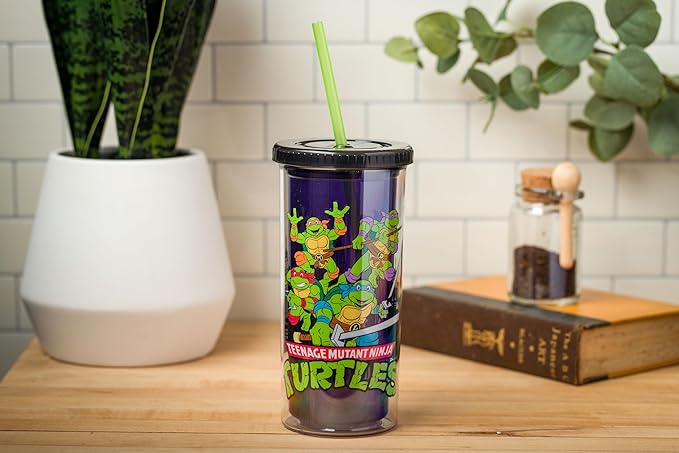 Silver Buffalo Teenage Mutant Ninja Turtles TMNT Featuring Leonardo, Raphael, Donatello, and Michelangelo Plastic Tall Cold Cup with Lid and Straw, 20 Ounces