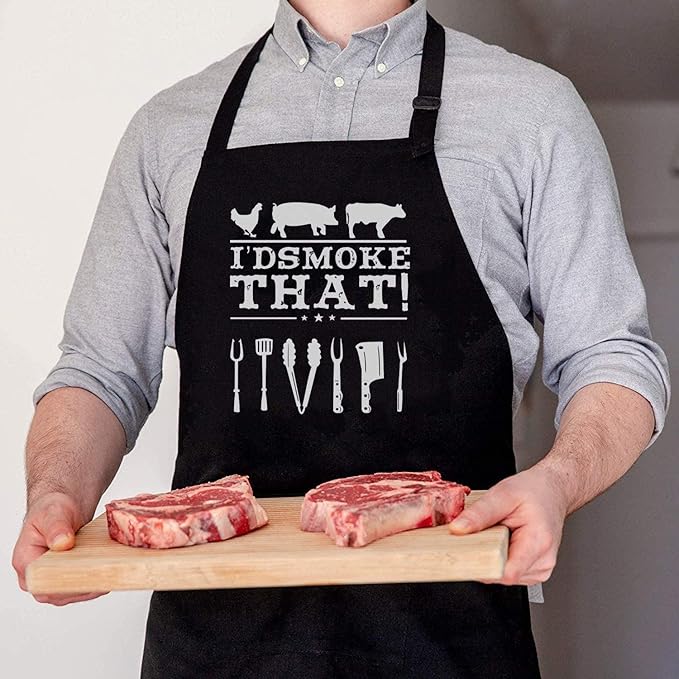 Funny Apron for Dad – I’D Smoke That – Father’s Day BBQ Gift for Men – One Size Fits Most – Black Cooking Apron with 3 Pockets for Husband, Boyfriend