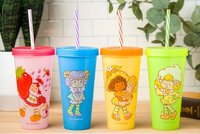 Silver Buffalo Strawberry Shortcake 4 Pack Color Change Plastic Tumbler Featuring Lemon Meringue, Orange Blossom, and Angel Cake, 24 Ounces