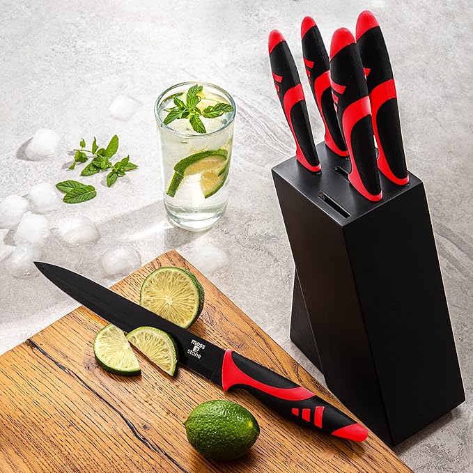 Moss & Stone 7-Piece Kitchen Knife Set with Block – Black Titanium Plated Stainless Steel Kitchen Knives, High Carbon Blades, Compact Cutlery Set for Home Cooking, Small Knife Set Black Wood Block
