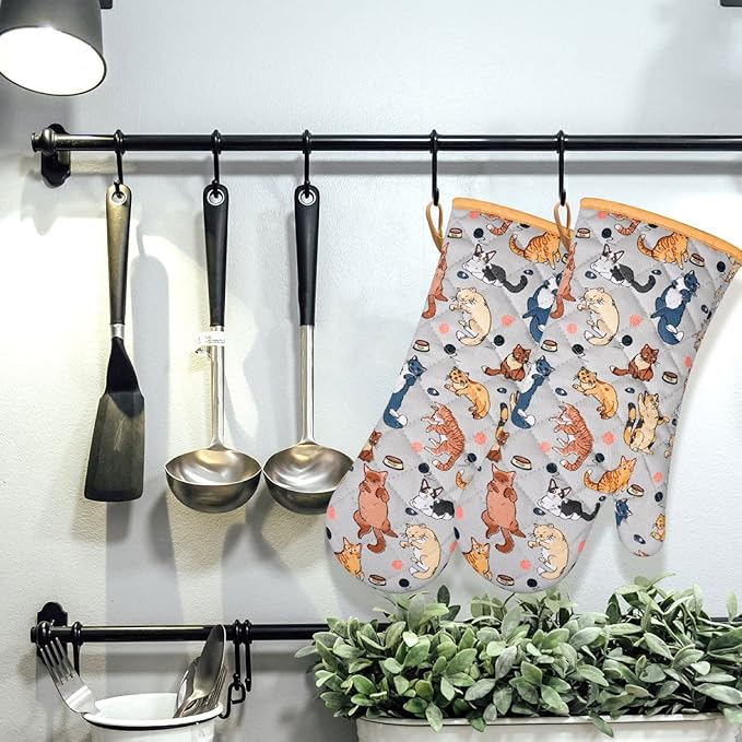 Oven Mitts Cotton Fashion Cute Cat Design 1pair Heat Resistant Oven Gloves Safe Cooking Baking Grilling Barbecue Machine Washable Pot Holders (Cat)