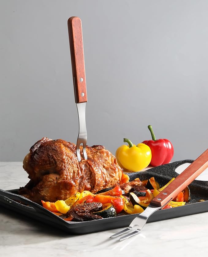 New Star Foodservice | Commercial Grade BBQ Fork, Wood Handle (13-Inch)