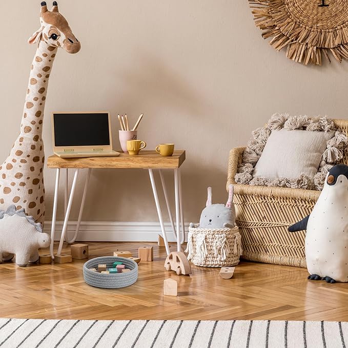 Trivets for Hot Dishes, Pots and Pans, Hot Pads with Storage Basket, Pot Holders for Kitchen, Heat Resistant Mat Protect Counter Home Essentials, Farmhouse Decor (Mix Gray 5 PCS)