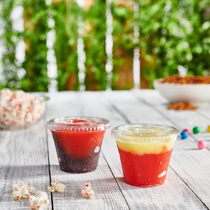 GUSTO Clear Plastic Cups with Flat Lids [9 oz - 100 Count] - Disposable Iced Coffee Cups with Lids - PET Plastic Cold Cups for Smoothies, Juices & To-Go Drinks - Formerly Comfy Package