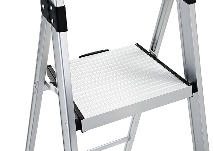 Rubbermaid 5.5 ft. Step Ladder, Aluminum Lightweight with Project Top, Silver, Tested to US Safety Standards, No Assembly Required
