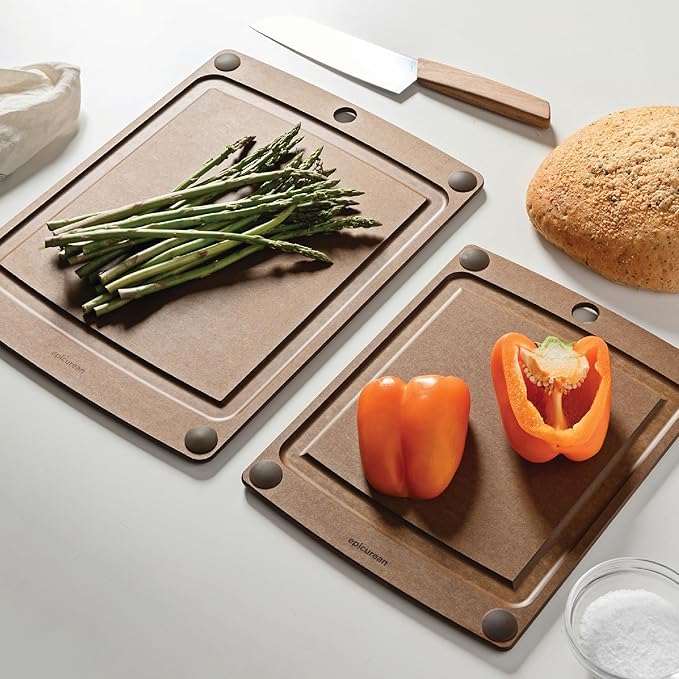 Epicurean All-in-One 14.5" × 11.25" Cutting Board in Nutmeg
