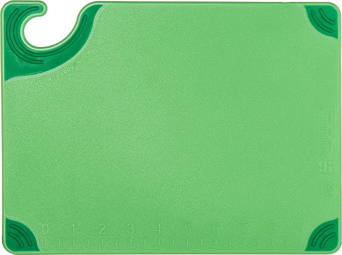 San Jamar Saf-T-Grip Plastic Cutting Board with Safety Hook, 9" x 12" x 0.375", Green