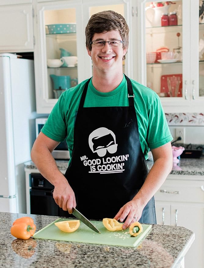 ApronMen - Funny Apron For Men - BBQ Gifts for Men & Unique Gifts for Fathers - Mens Aprons for Grilling