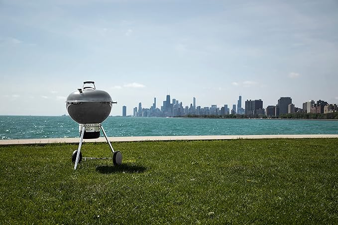 Weber Master-Touch 22" Charcoal Grill, Smoke