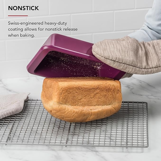 KitchenAid 9x5in Nonstick Aluminized Steel Loaf Pan, Beetroot