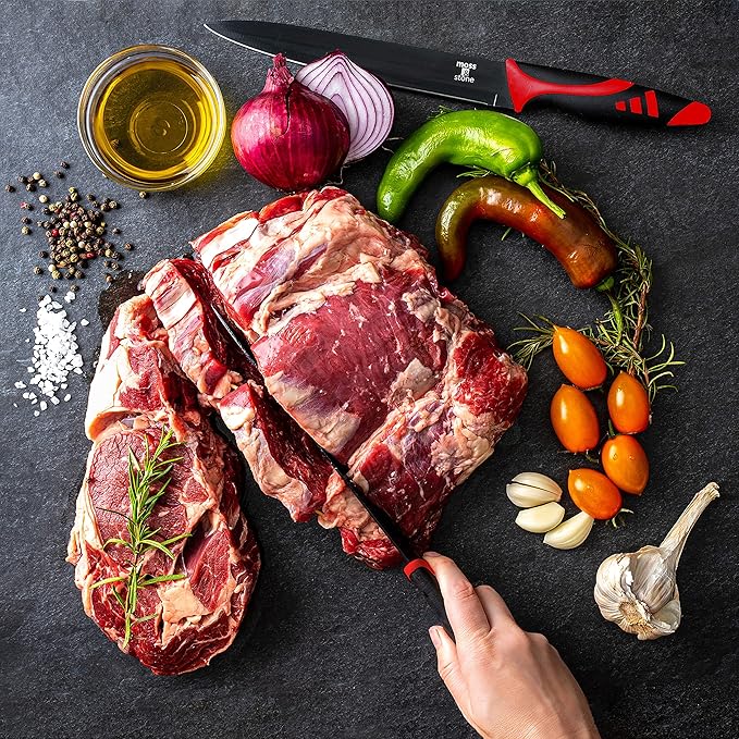 Moss & Stone 7-Piece Kitchen Knife Set with Block – Black Titanium Plated Stainless Steel Kitchen Knives, High Carbon Blades, Compact Cutlery Set for Home Cooking, Small Knife Set Black Wood Block